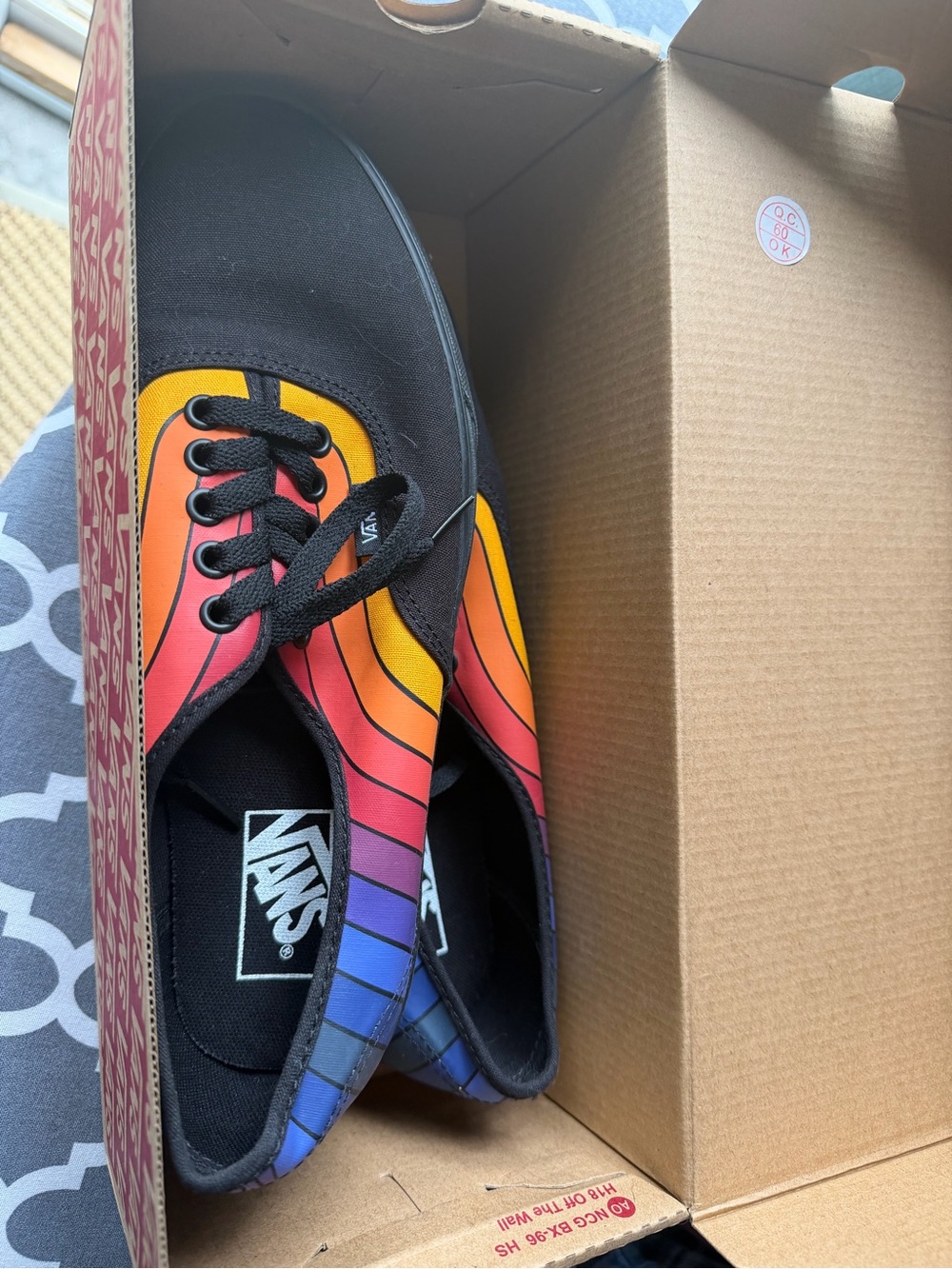 Vans Black Canvas Low-Top Sneakers with Sunset Gradient Waves